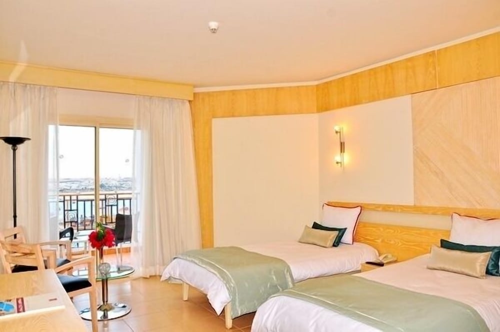 STANDARD, DOUBLE BED