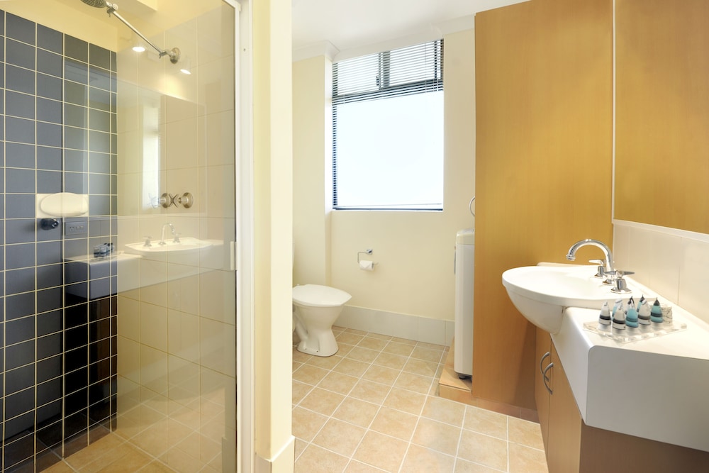 Lodestar Waterside Apartments 20/44