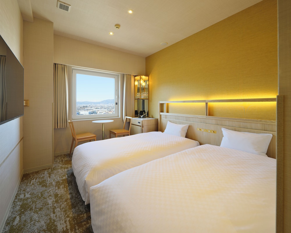 Candeo Hotels Chino 11/60