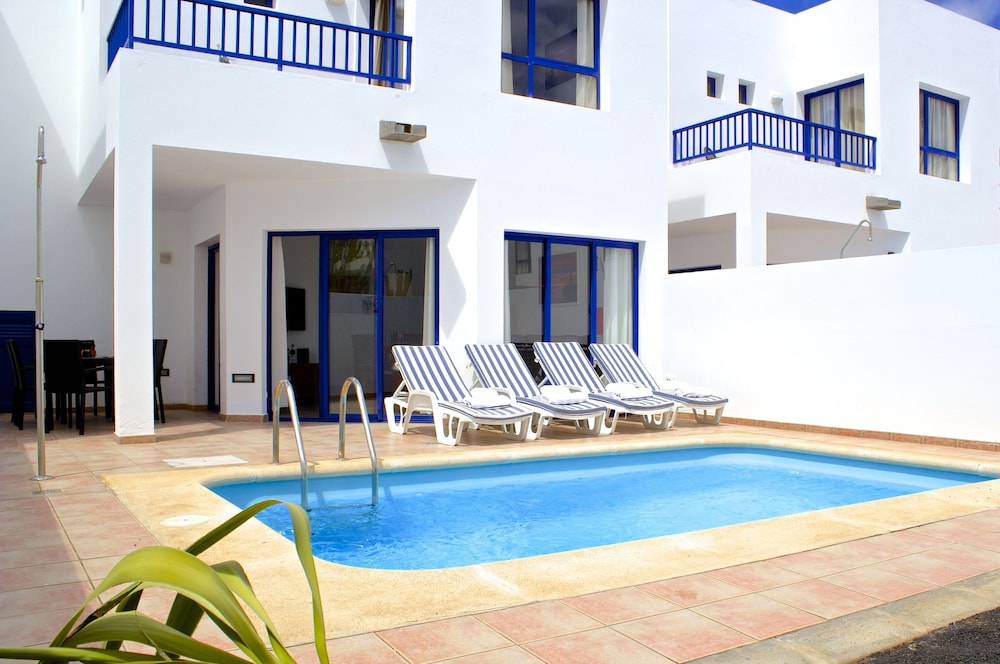 Villas Puerto Rubicon 58/71