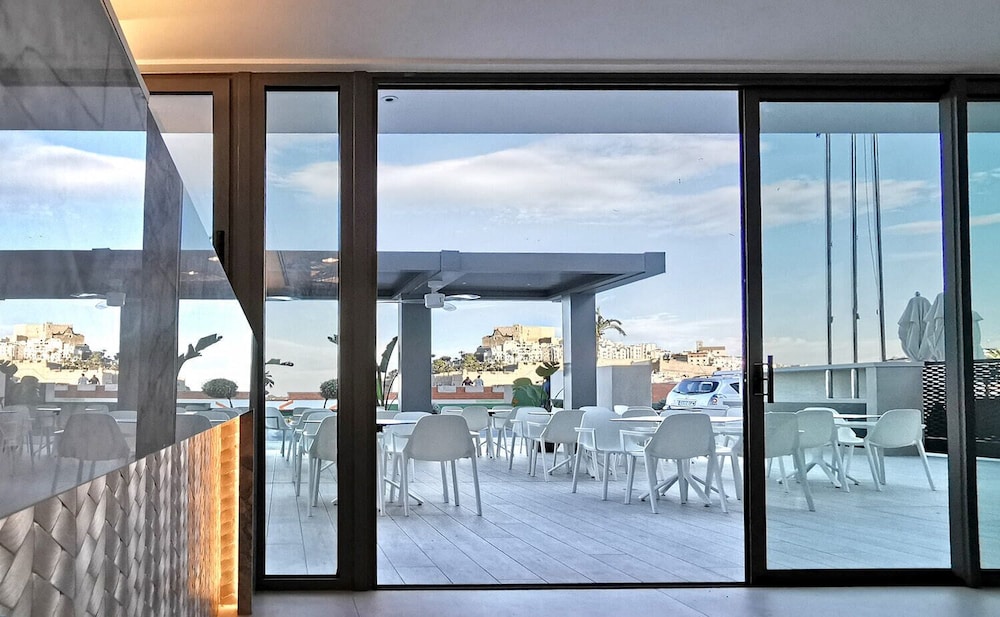 Hotel & Spa Castillo De Peñiscola 47/59