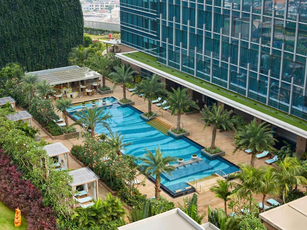 RAFFLES JAKARTA 5/50