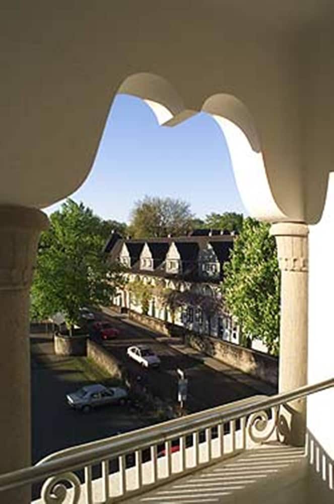 Mintrops Stadt Hotel Margarethenhohe 46/50