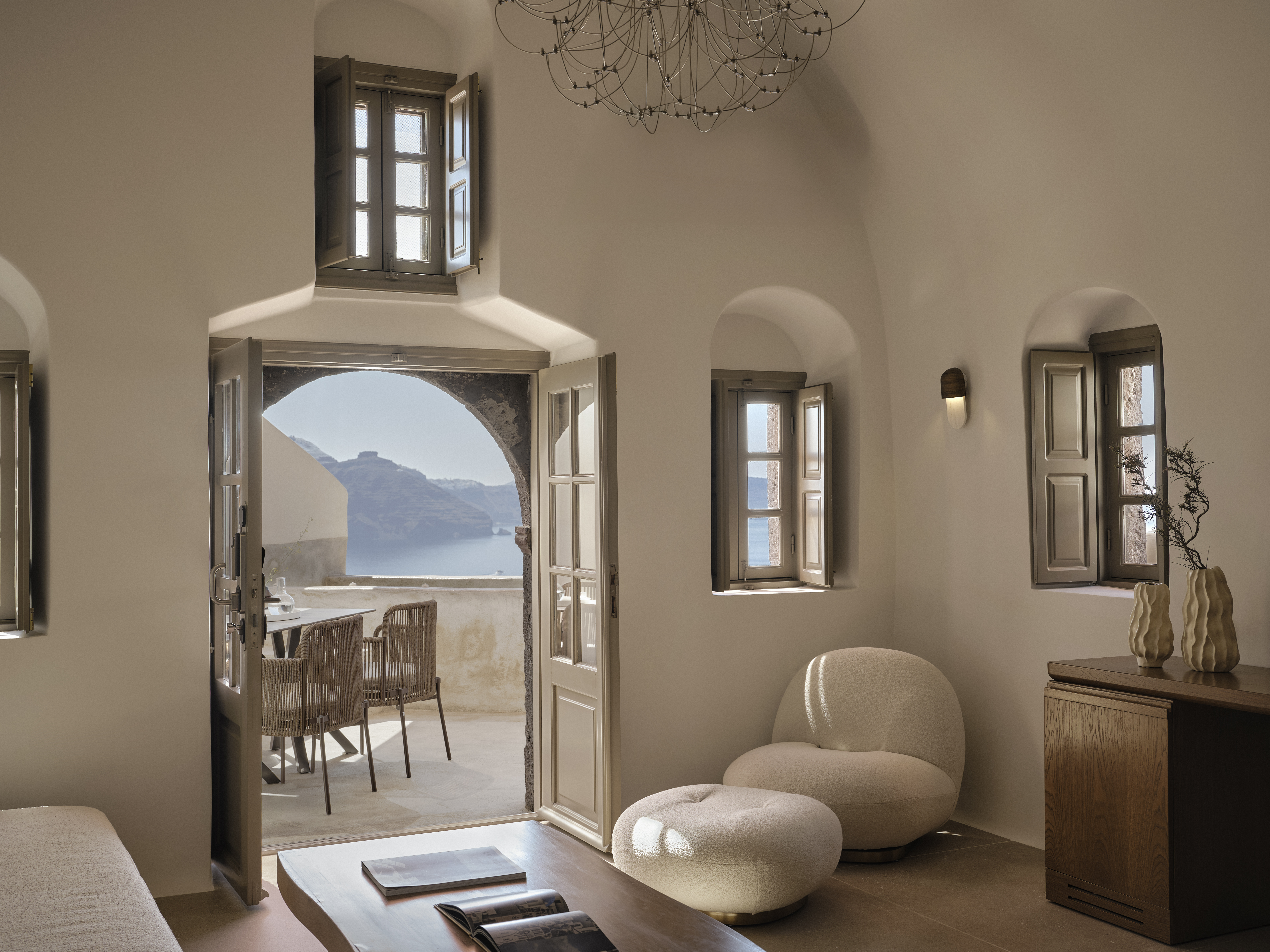 2 Bedrooms, Suite, Outdoor Jetted Tub، Andronis Luxury Suites 8/8