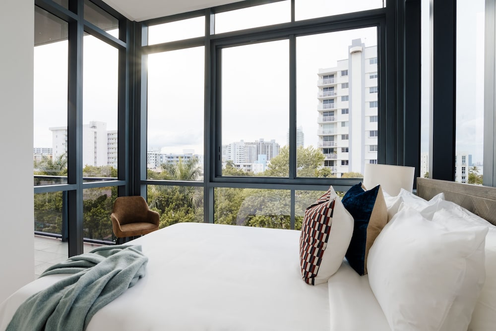 Sonder | 17WEST 40/78