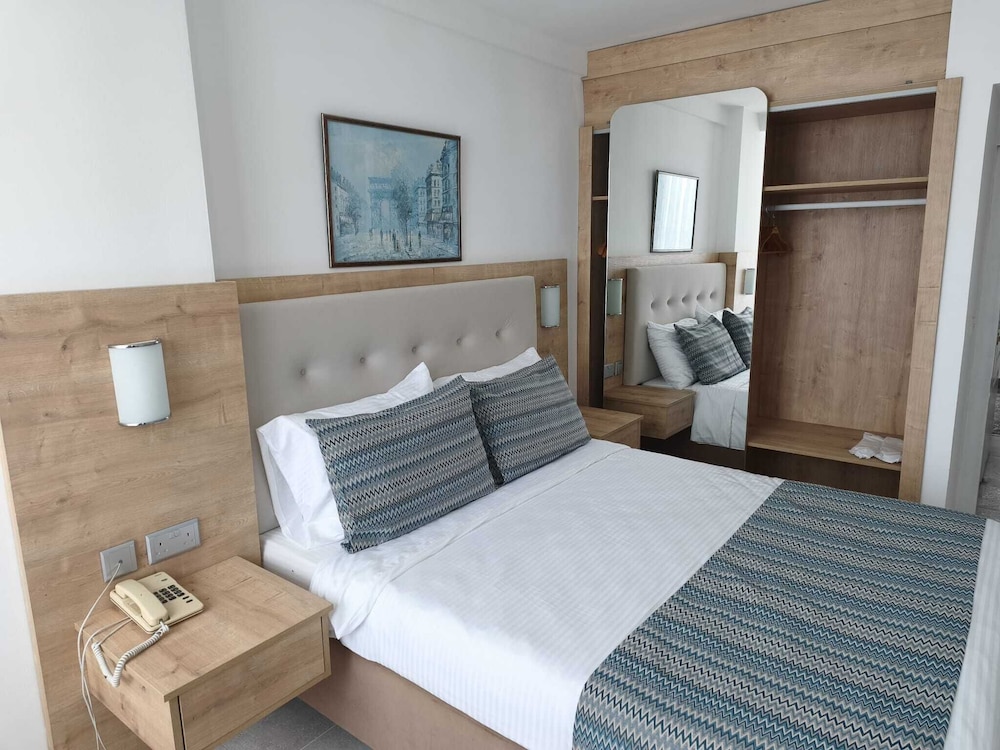 ADA BEACH HOTEL 22/50