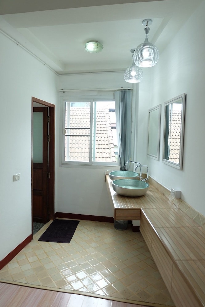 Daizy House 32/50