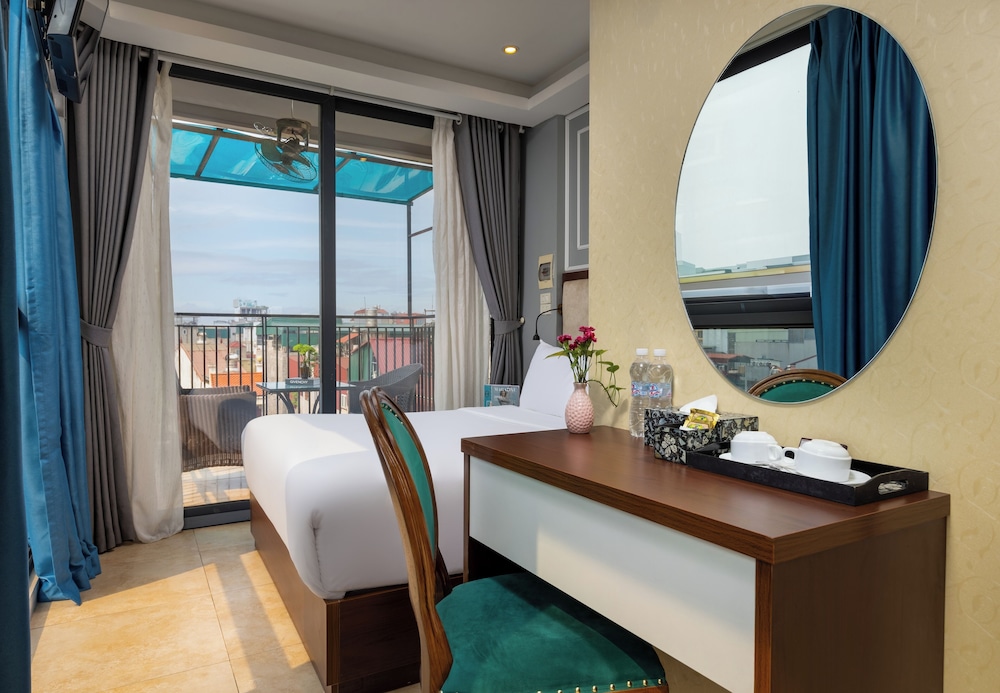 غرفة ديلوكس بسرير كوين، Bella Rosa Hotel 5/5