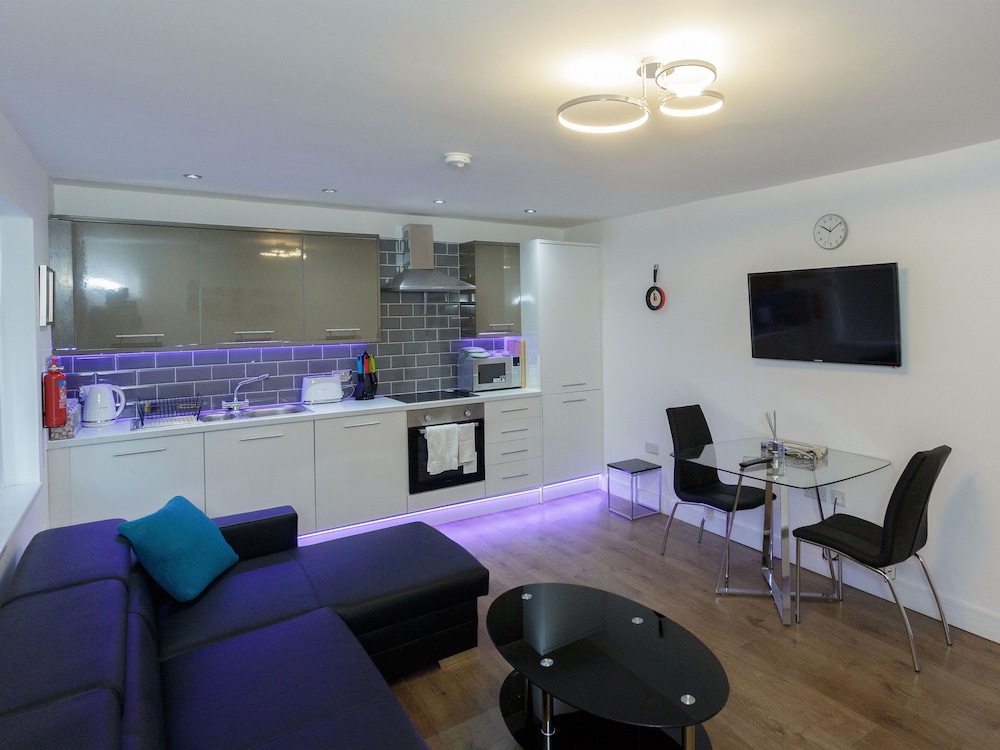 Live In Leeds Greenhill Bungalows 36/50