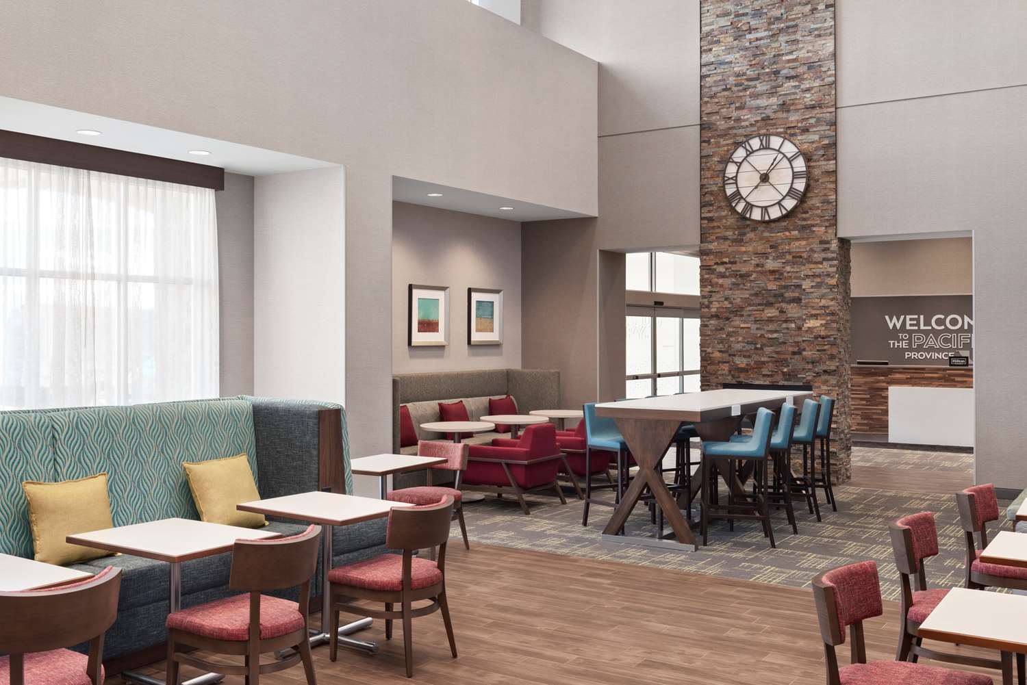 Hampton Inn & Suites by Hilton Kelowna Airport 9/21
