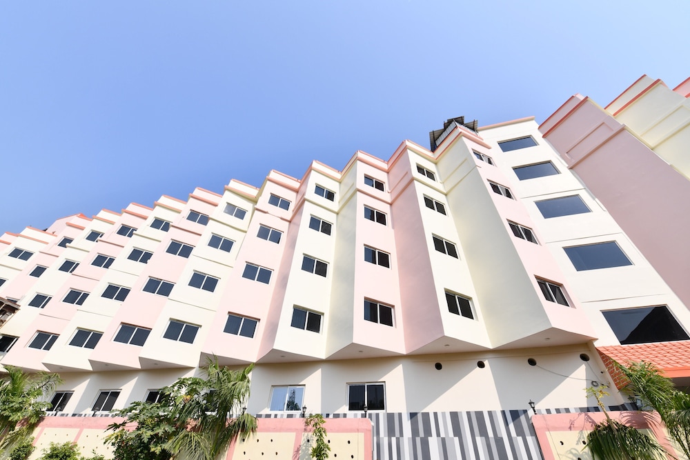 Hotel Anand International 1/46