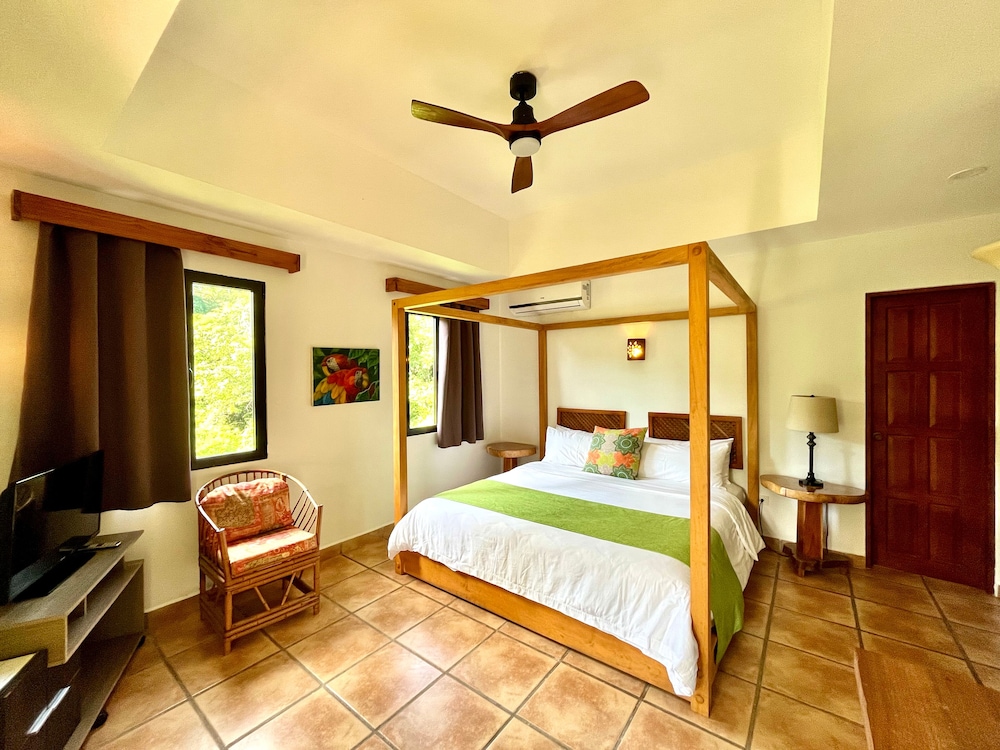 Hotel Cantarana 13/50