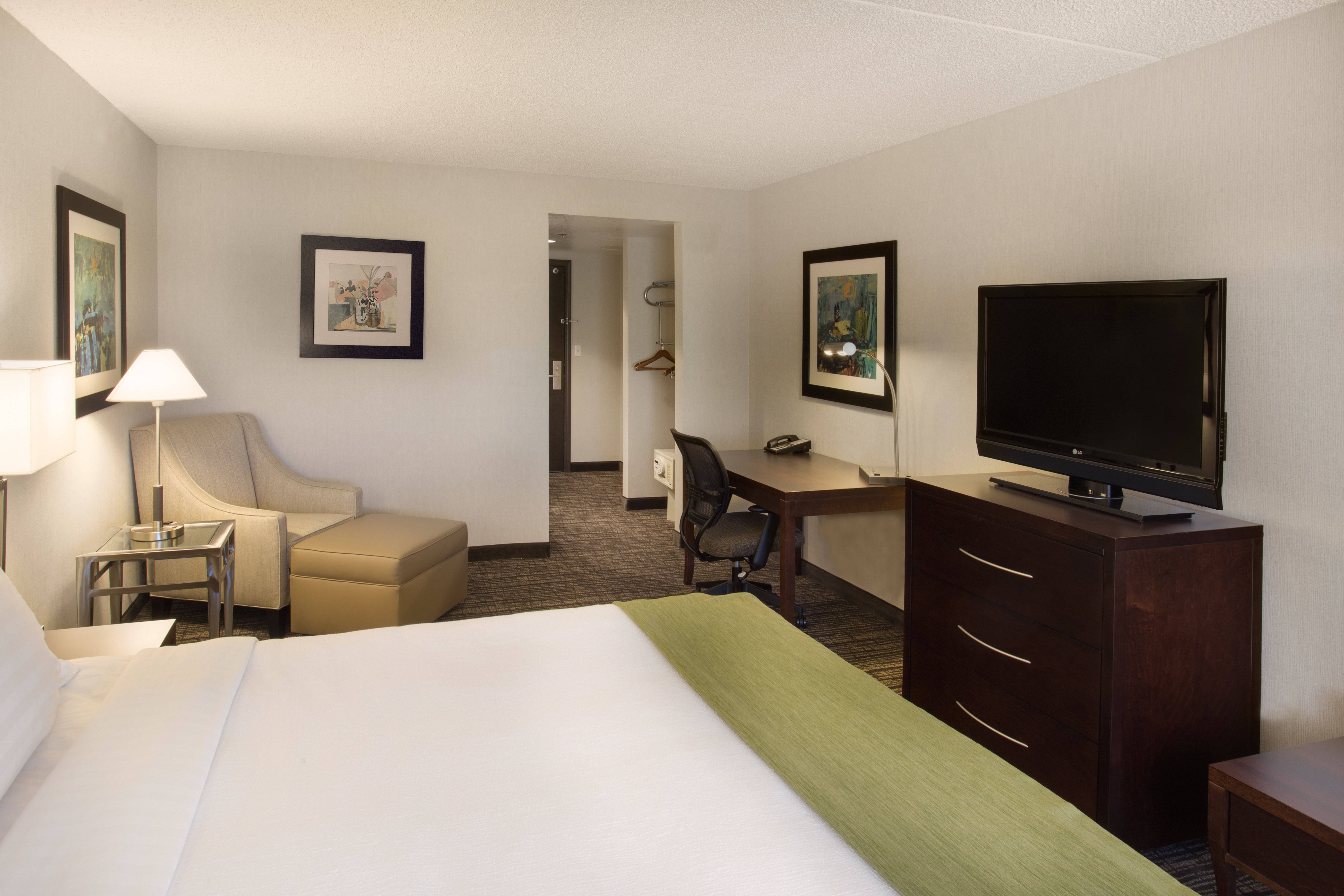 Holiday Inn And Suites Scottsdale North Airpark Ex Wingate By Wyndham Scottsdale 11/50