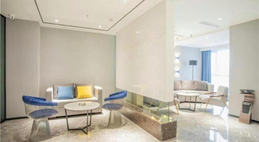 7 Days Premium Hotel (Chongqing North Railway Station North Square Center) 26/32
