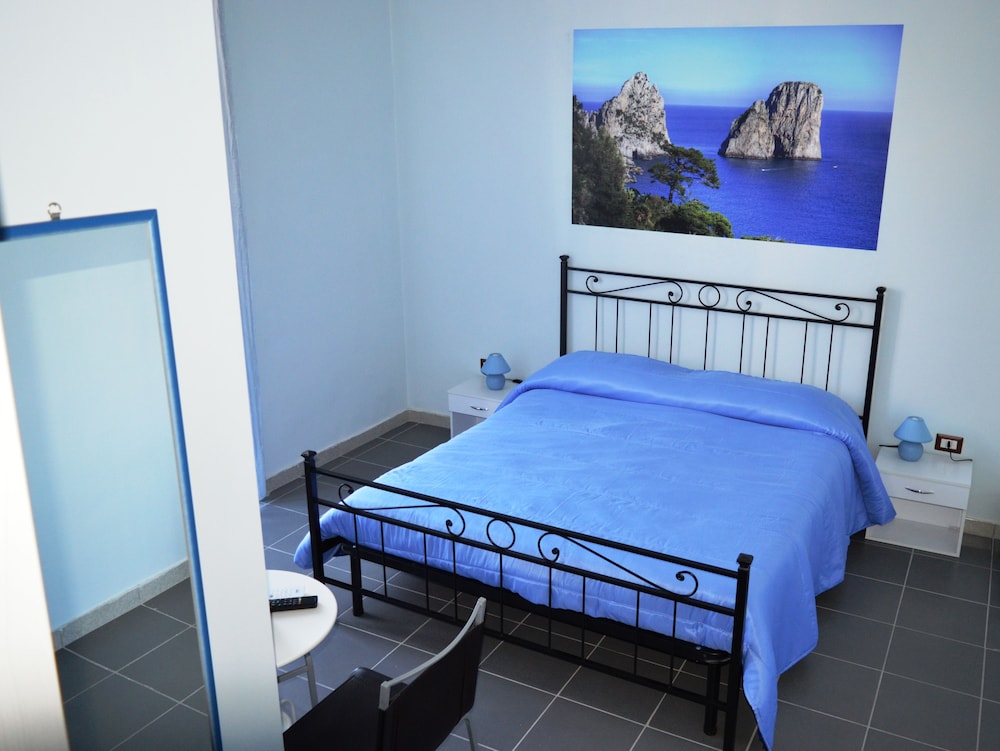 Napoli Station B&B 9/48