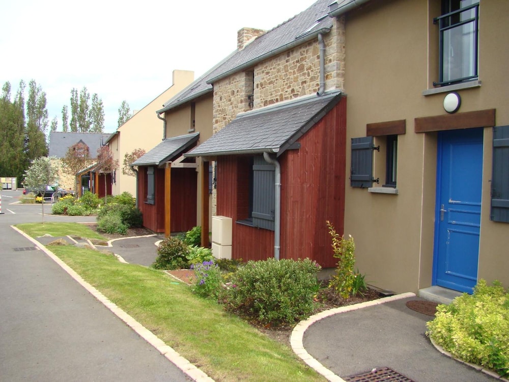 Lagrange Vacances Les Hauts de la Houle 27/28