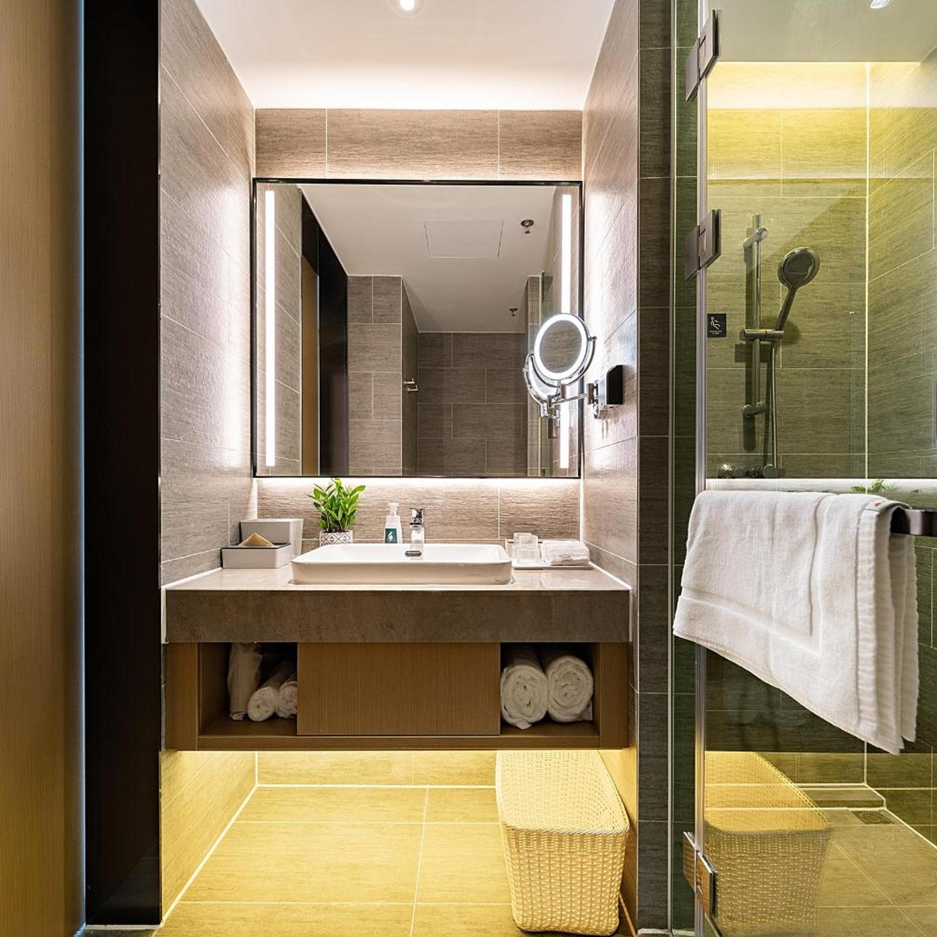 Atour Hotel (Huayi Square, Zhongshan Old Town) 54/60