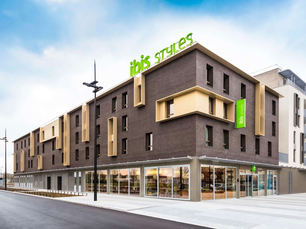 Ibis Styles Guyancourt Versailles 1/69