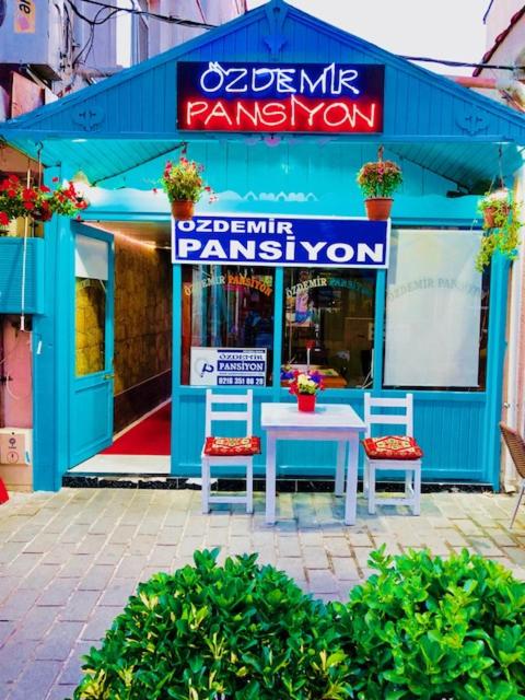 Ozdemir Pansiyon 1/50