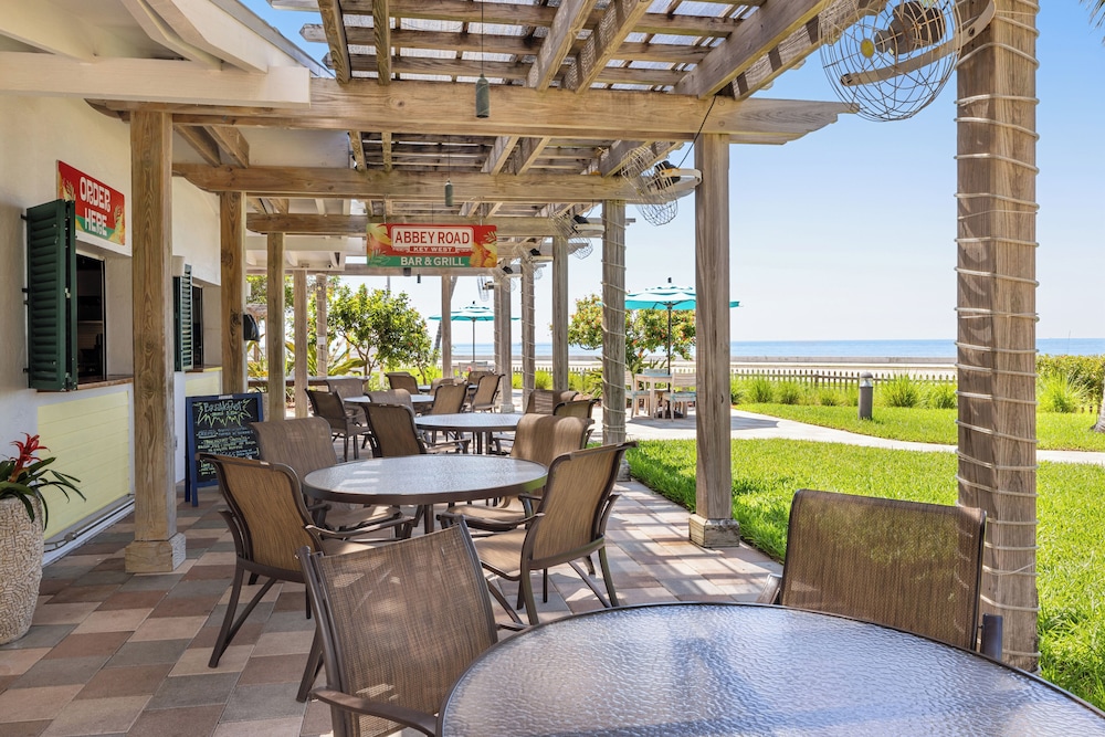 Hyatt Vacation Club at Windward Pointe 37/58