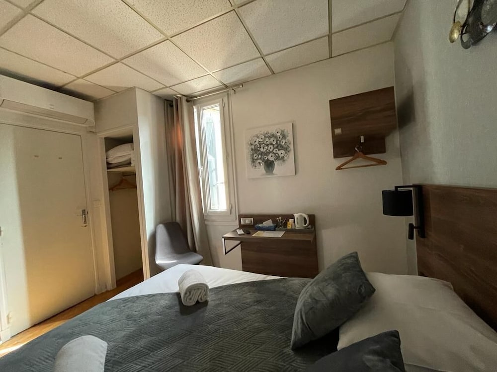 Le Rochegude Hotel 10/33