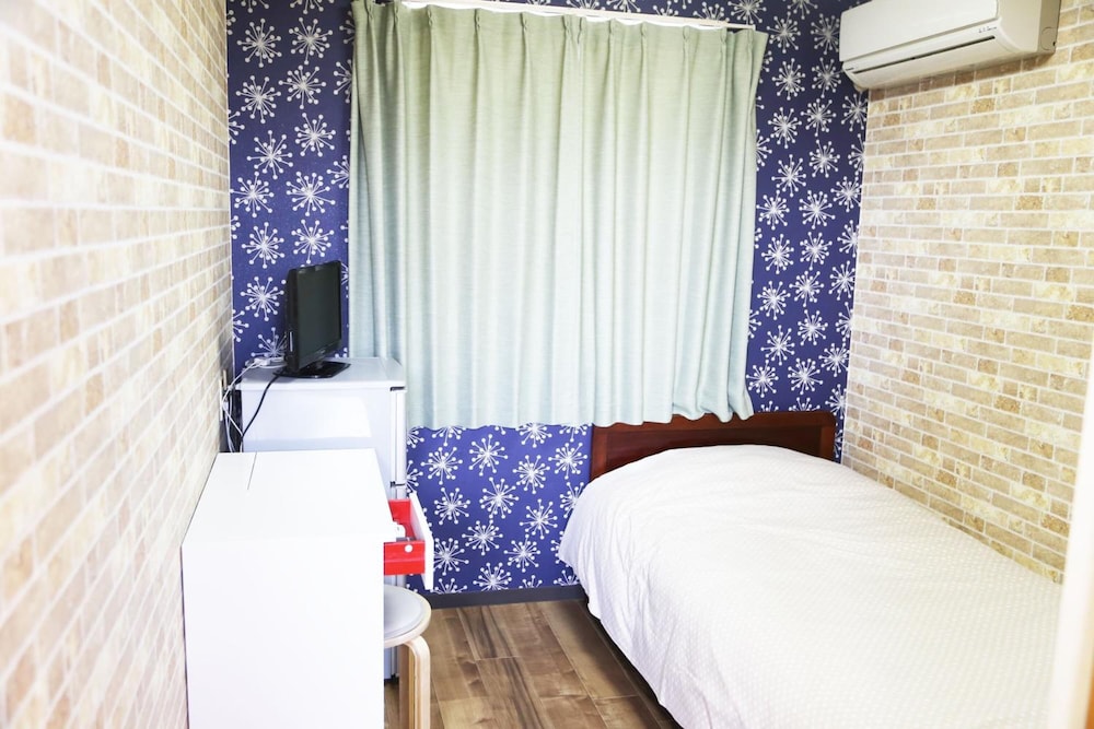 Business Hotel Kaga 20/50