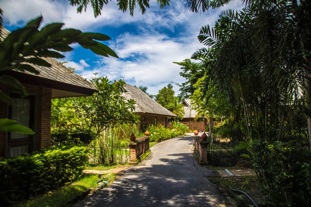Phowadol Resort Spa 57/69