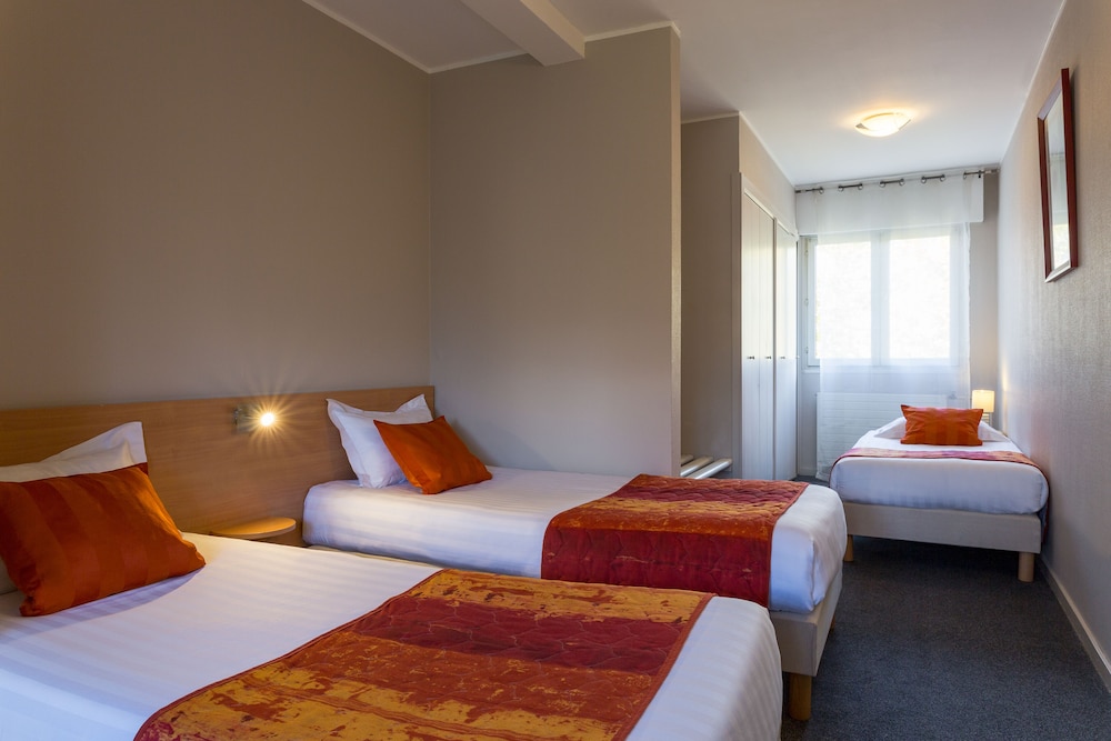 Hotel Villancourt 6/30