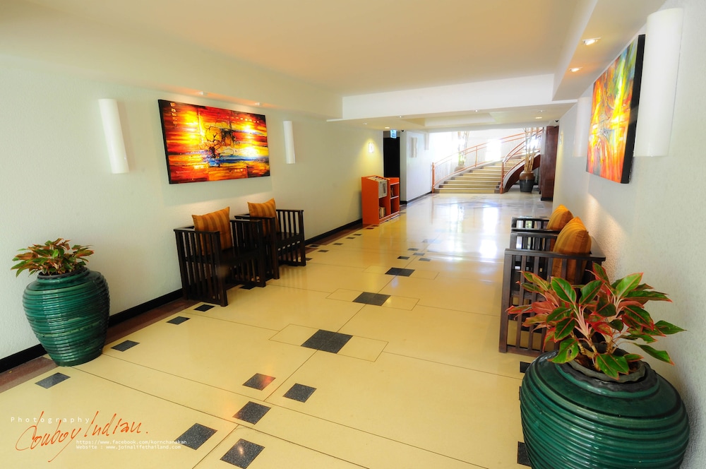 Patong Resort Hotel 42/66