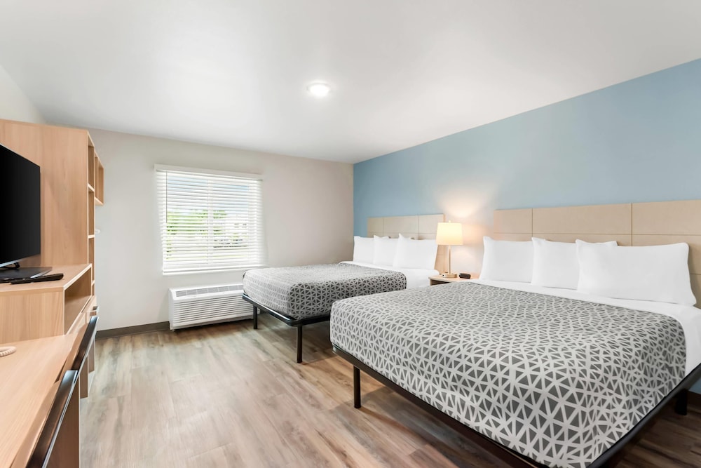 WoodSpring Suites Fort Walton Beach - Eglin AFB 18/60