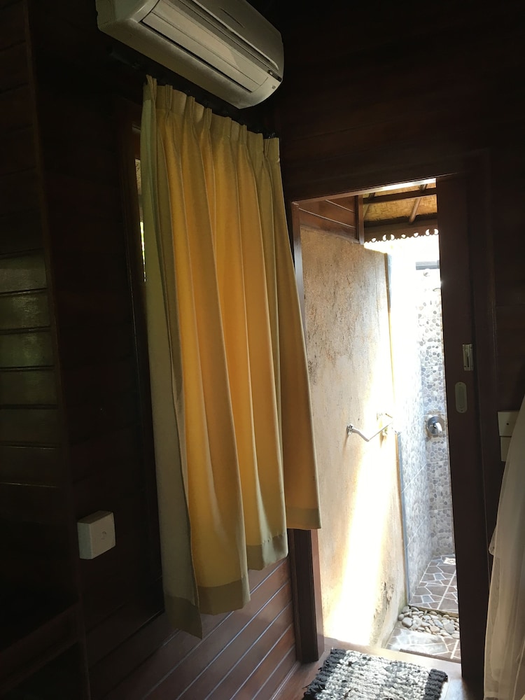 Cassava Bungalow 37/37