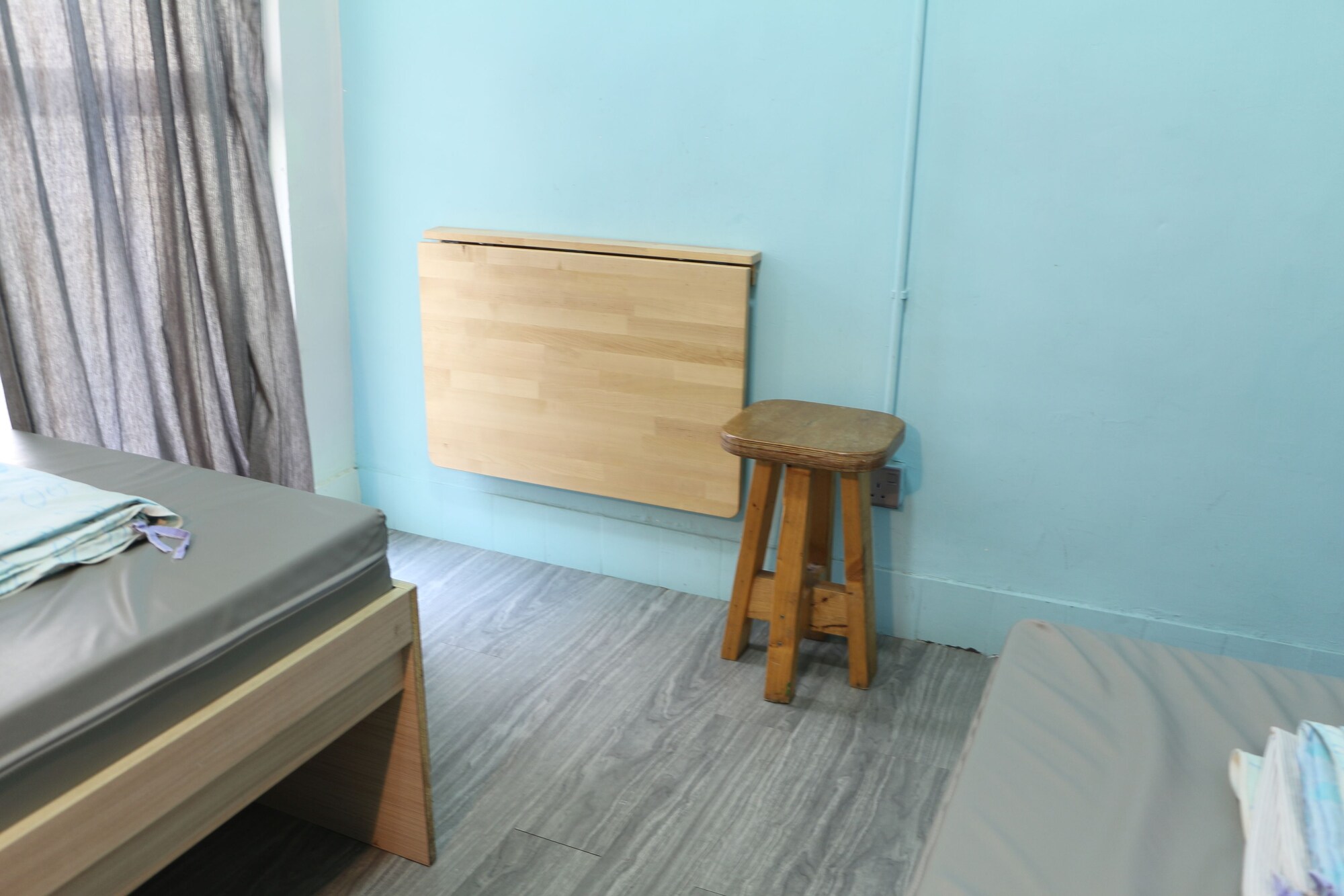 ROOM, TWIN BEDS