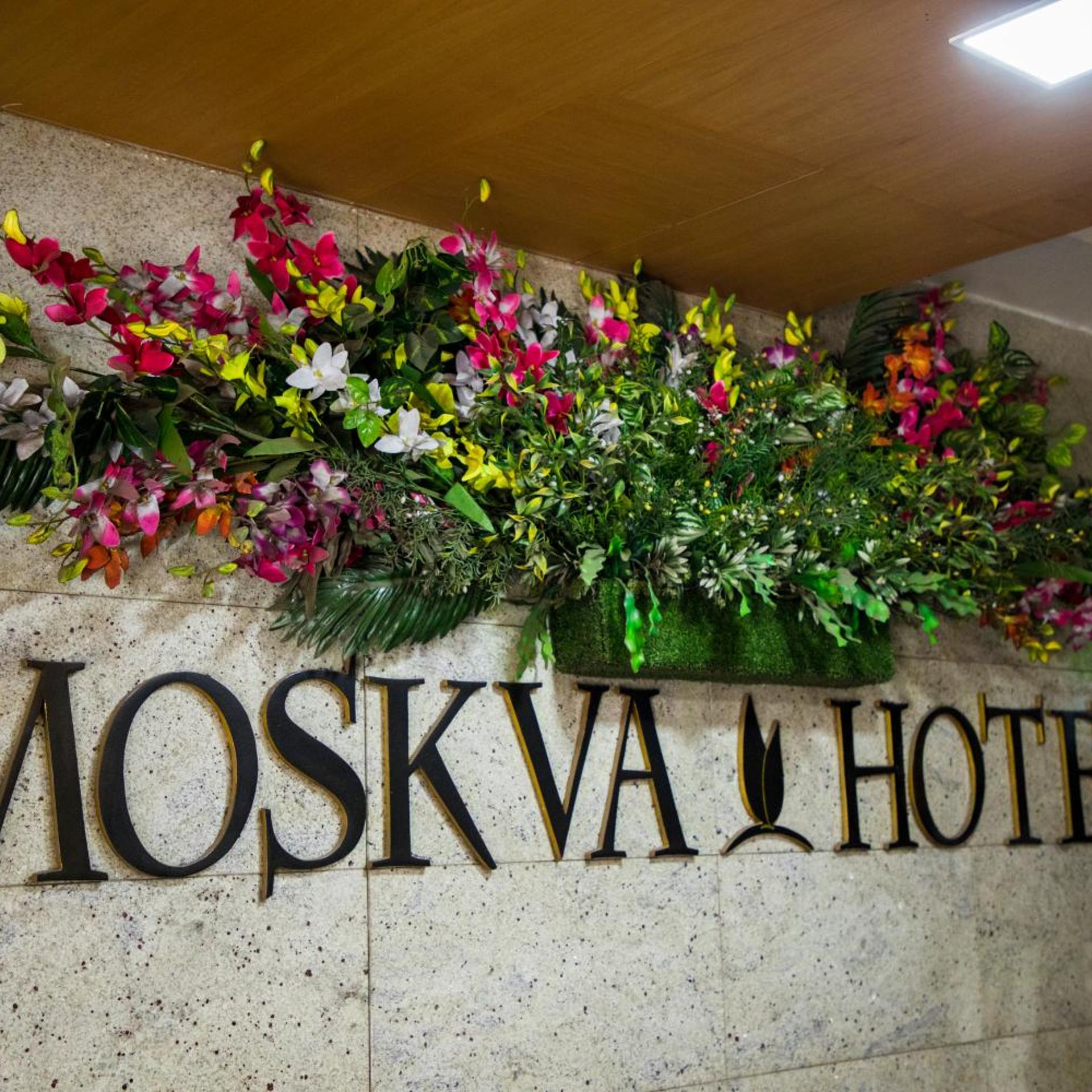 Moskva Hotel 40/49