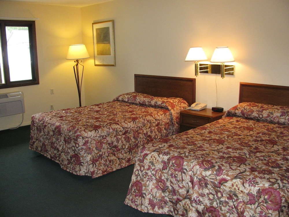 Americas Best Value Inn Webster City 12/53