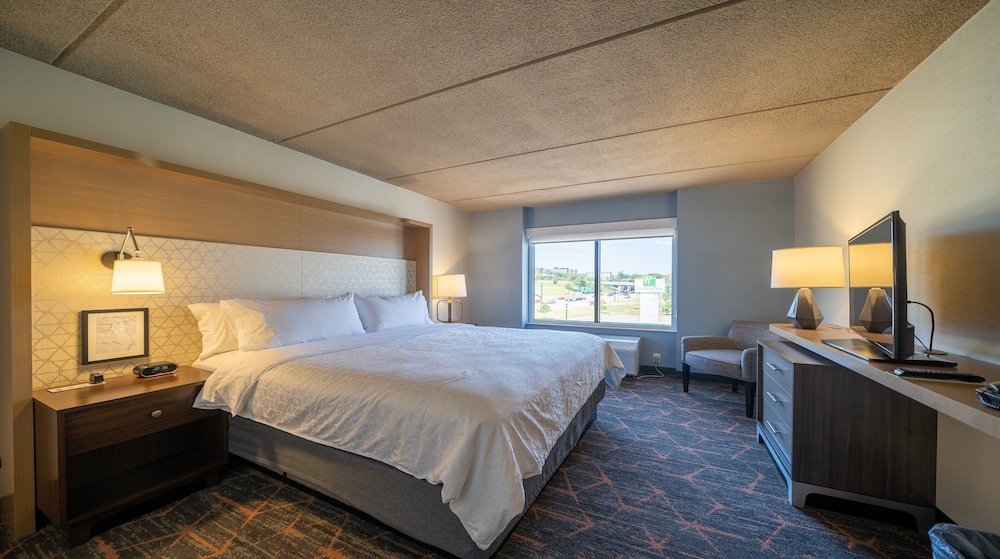 Holiday Inn Cleveland-S Independence 12/58