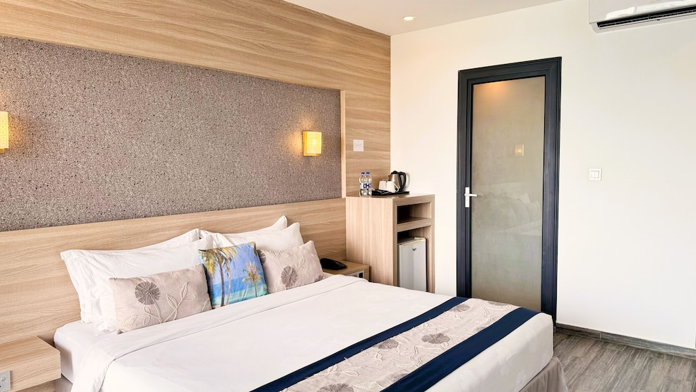 Kaani Grand Seaview 22/63