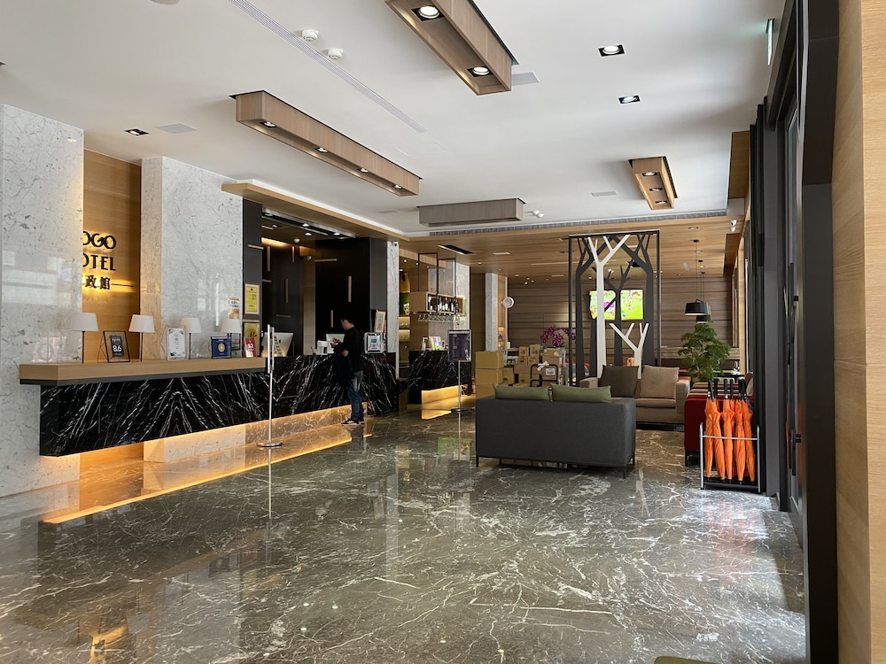 Gogo Hotel 3/56
