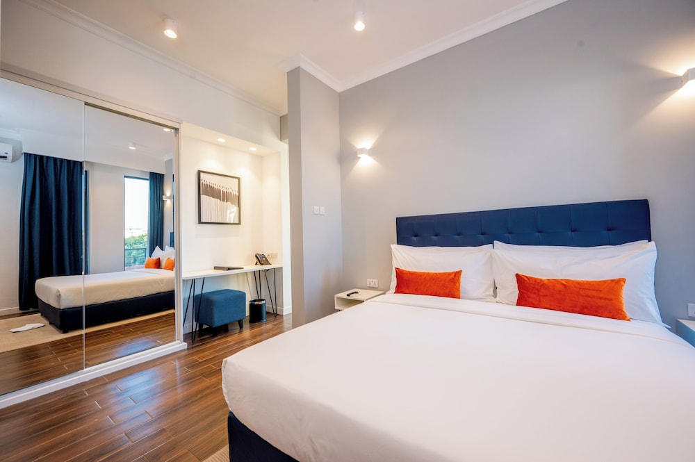 1 bedroom Execcutive Suite