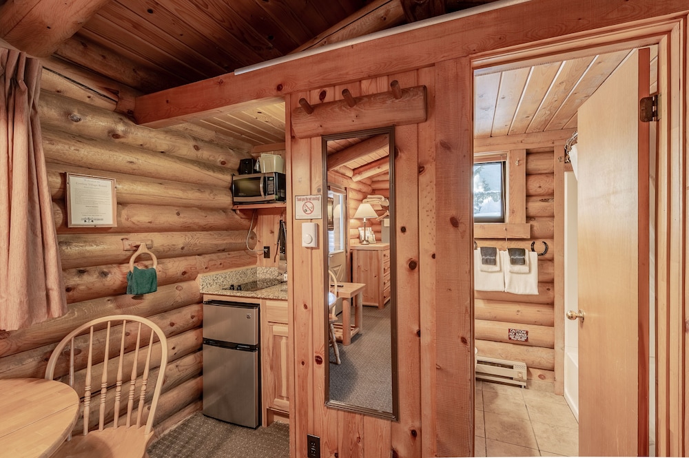 Cowboy Village Resort 27/69