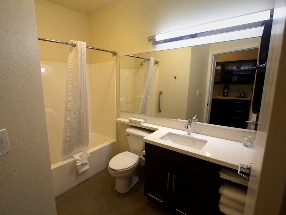 Candlewood Suites West Little Rock 19/62