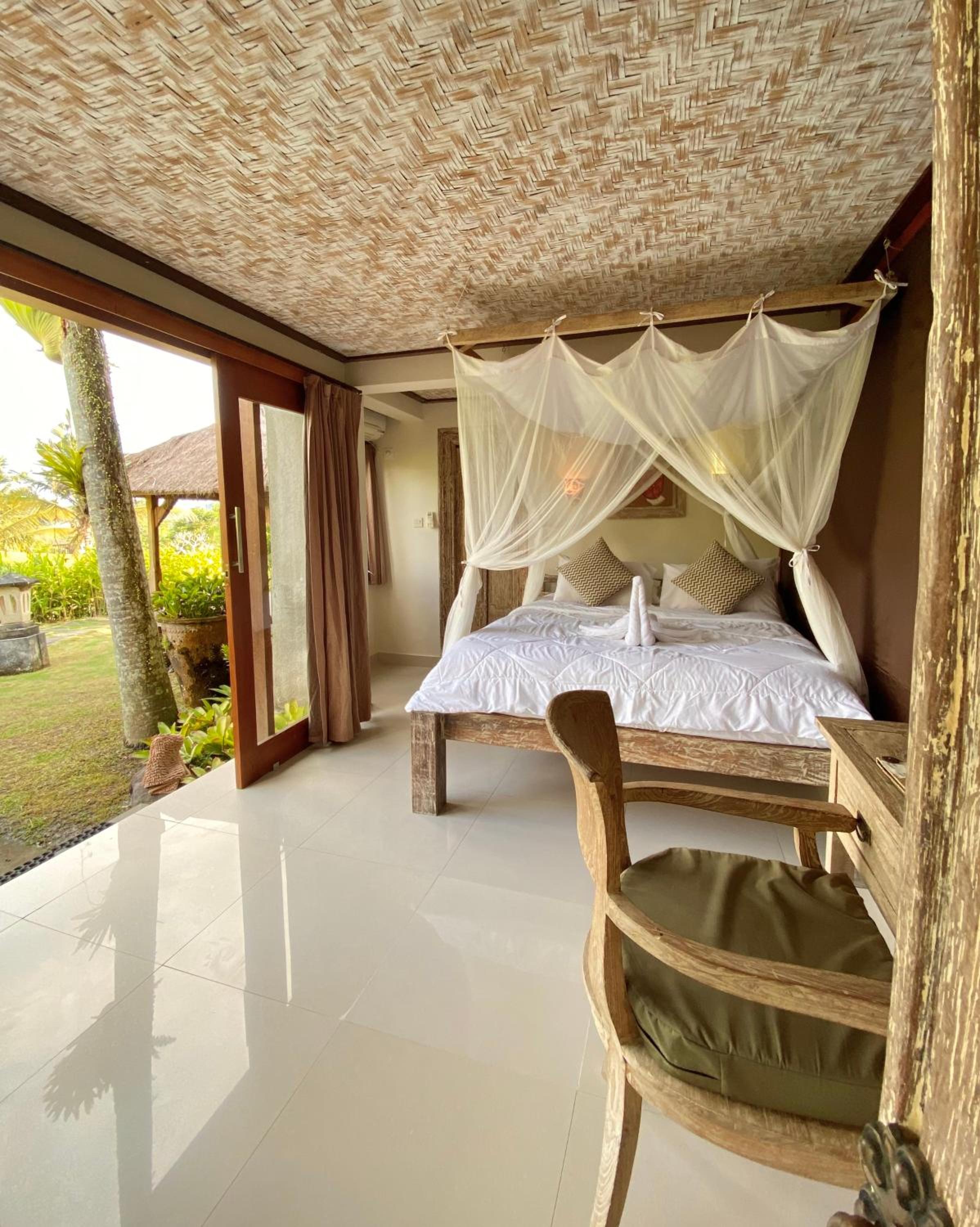 Budget, Double Bed