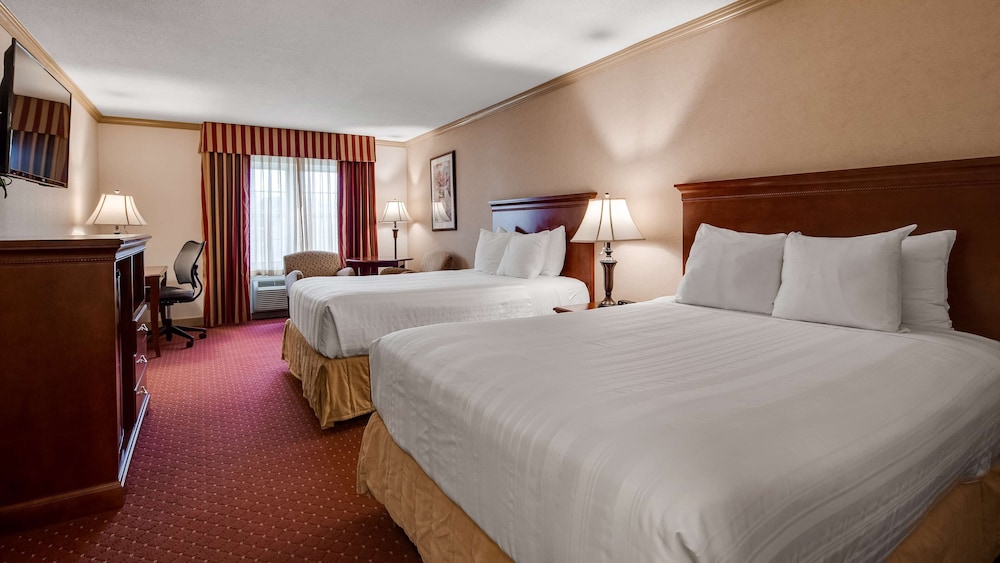 Best Western Plus Morristown Inn 17/40
