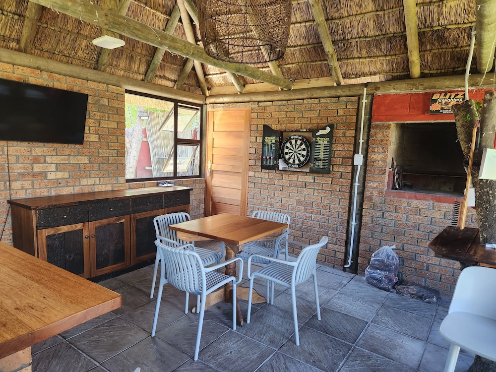 Dilisca Guesthouse 30/50