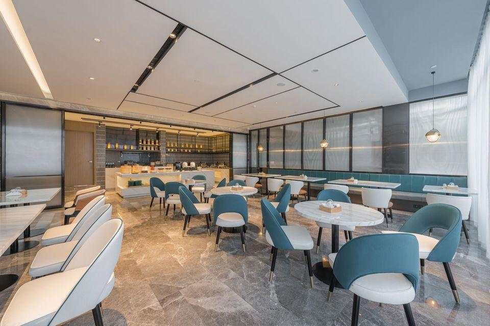 Atour Hotel Nankong Quzhou 25/31