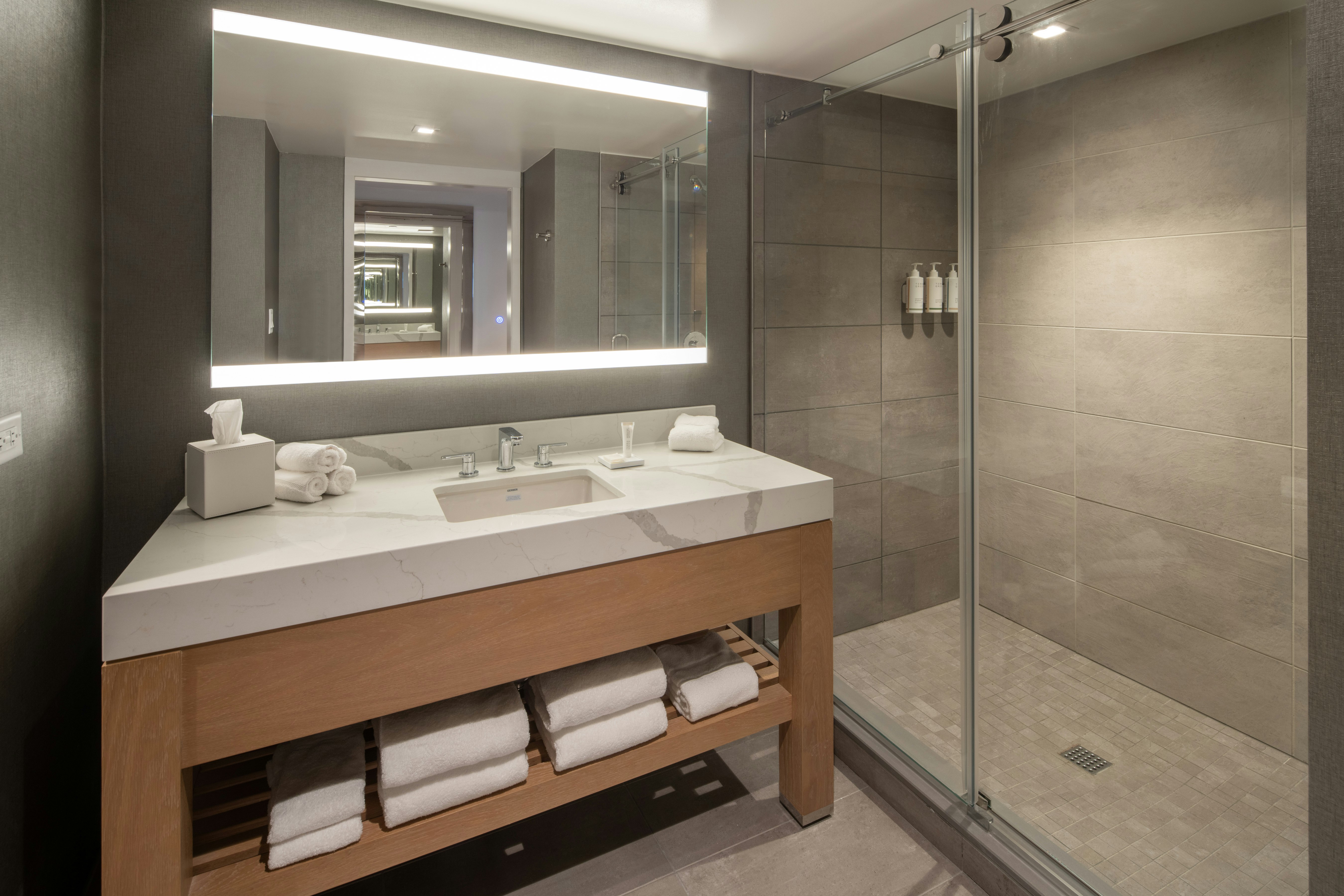 Live Casino & Hotel Louisiana, Curio Collection by Hilton 47/50