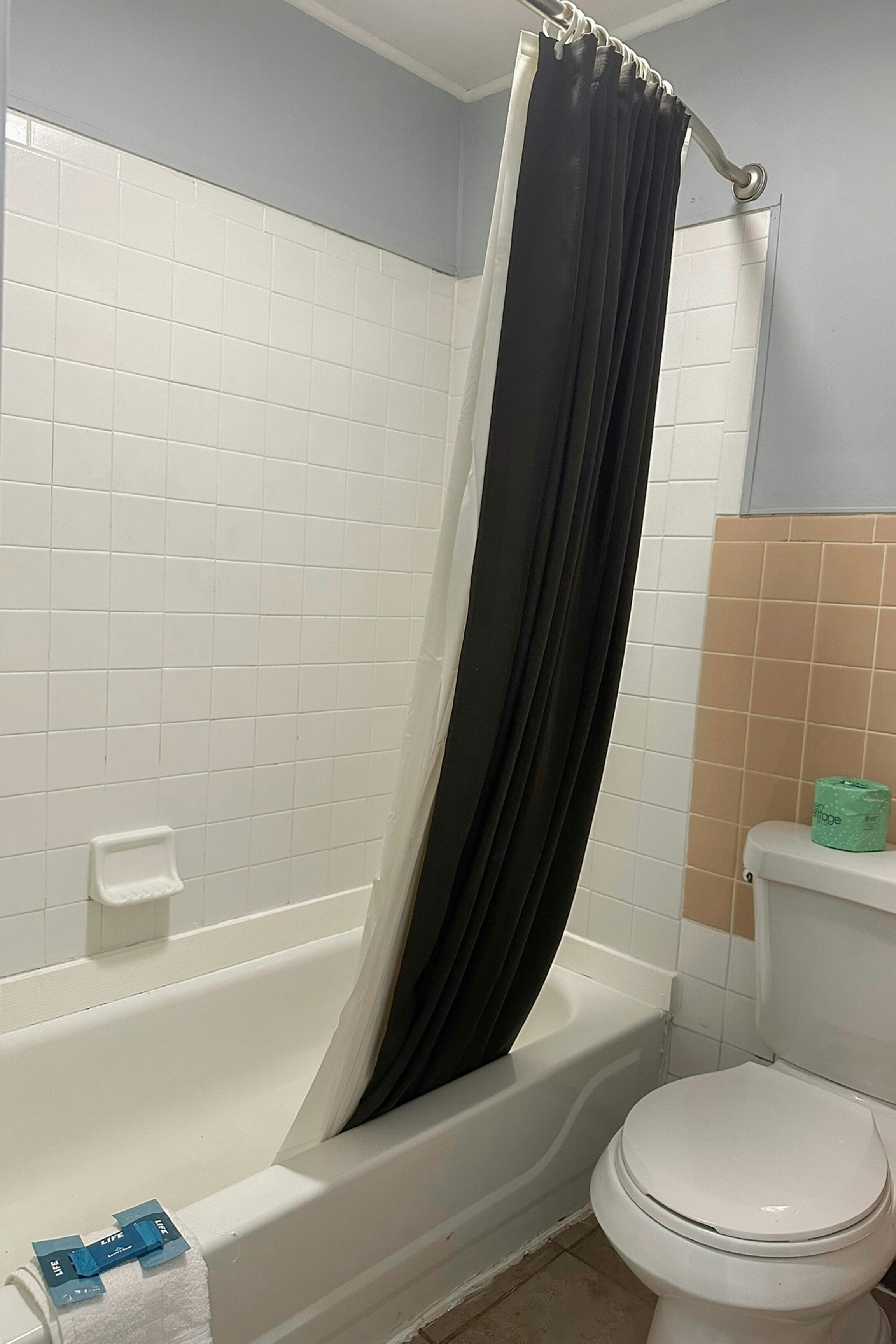 Room, 2 Queen Beds, OYO Hickory House Inn 5/5