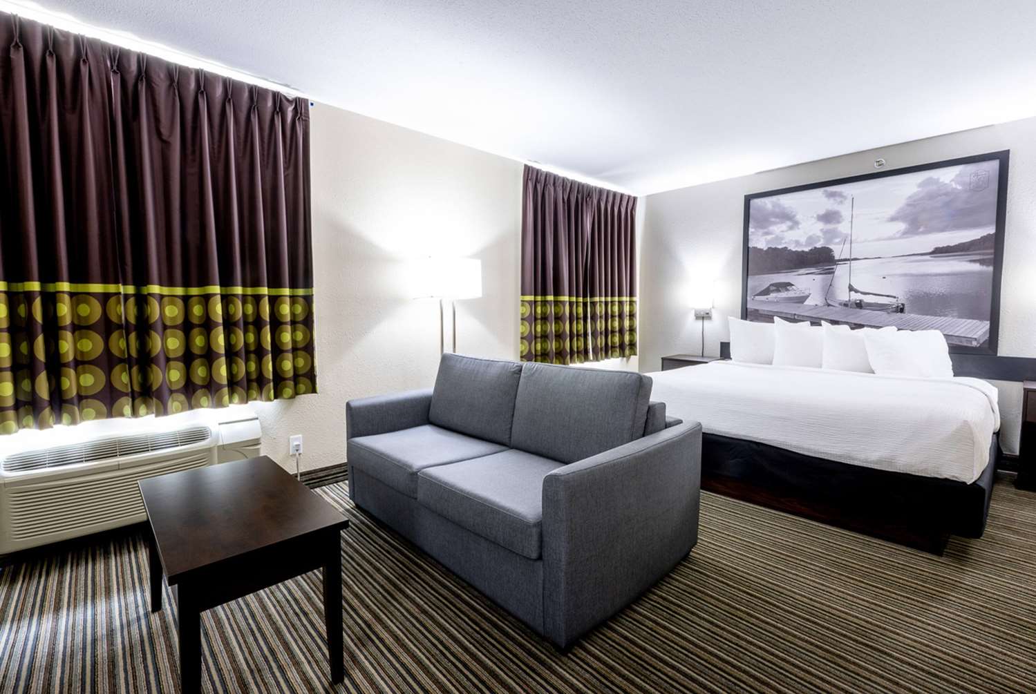 Super 8 By Wyndham Truro Ns 17/26