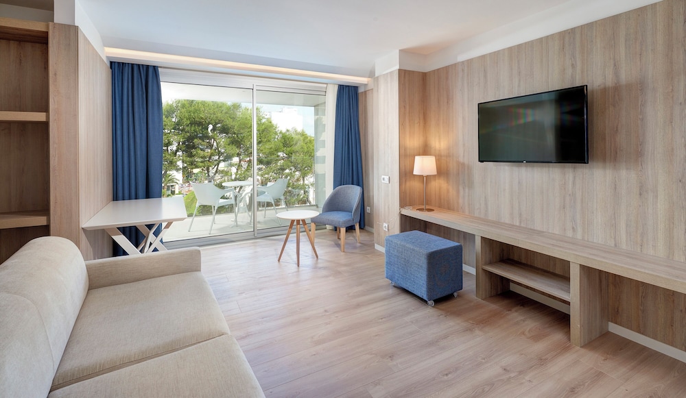 Hipotels Bahia Cala Millor - Adults Only 30/55