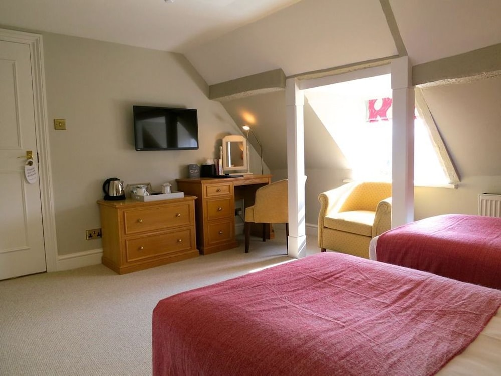 The Bell Inn New Forest 17/58