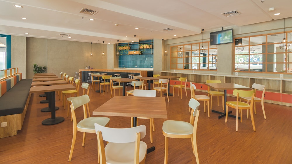 1o1 Urban Jakarta Kelapa Gading the Bnb 56/72